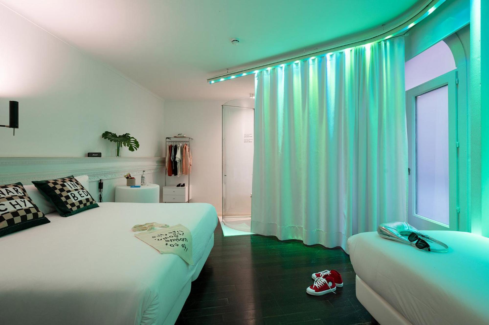Triple Room,1596013429:JPEG