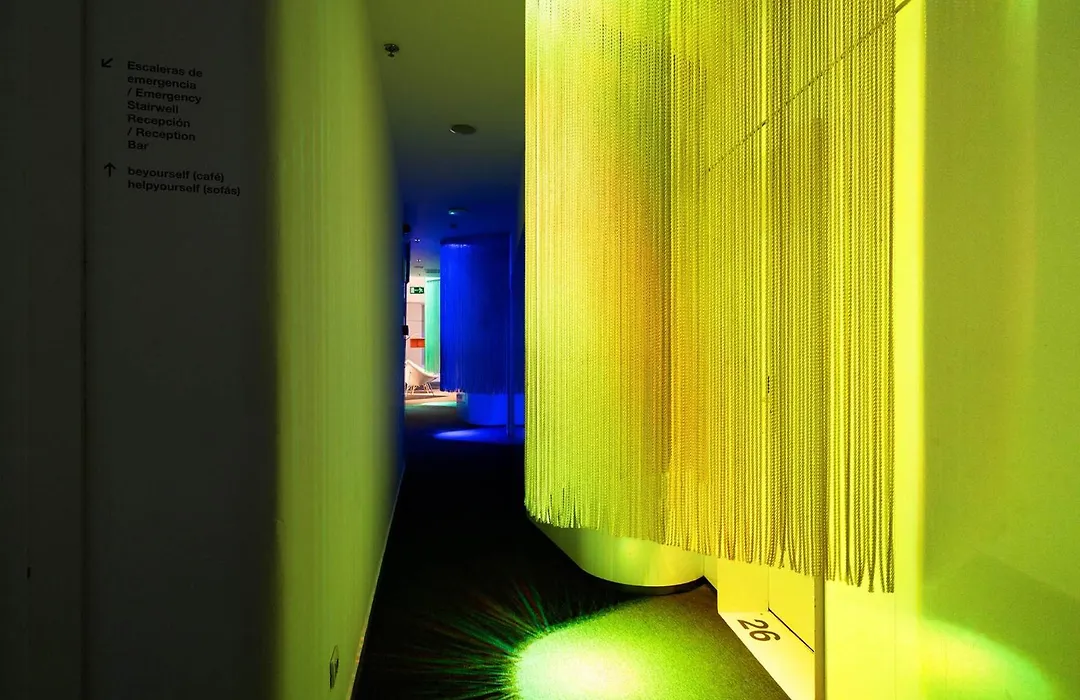Chic&Basic Born Boutique Hotel-1